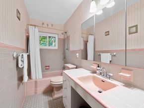 1038 Tyler St, Hollywood FL 33019