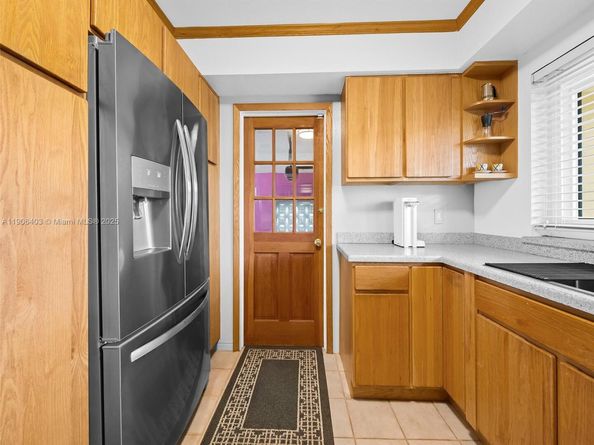 1038 Tyler St, Hollywood FL 33019