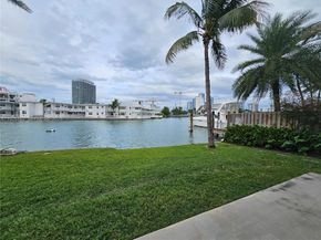 6905 Bay Dr 16, Miami Beach FL 33141