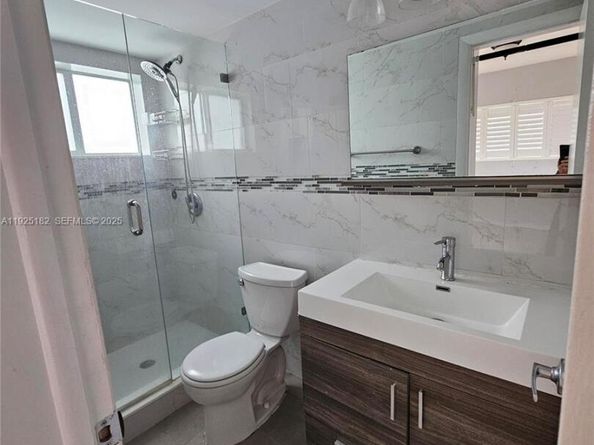 6905 Bay Dr 16, Miami Beach FL 33141