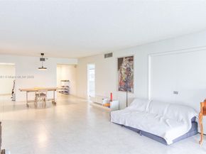 4015 W Palm Aire Dr 506, Pompano Beach FL 33069