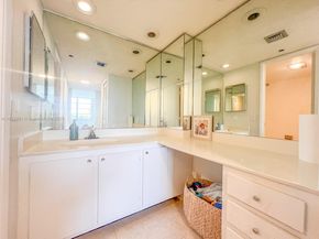 4015 W Palm Aire Dr 506, Pompano Beach FL 33069