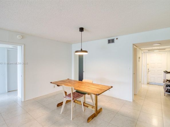 4015 W Palm Aire Dr 506, Pompano Beach FL 33069