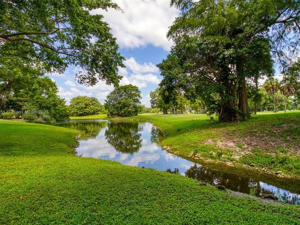 4015 W Palm Aire Dr 506, Pompano Beach FL 33069