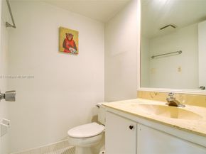 4015 W Palm Aire Dr 506, Pompano Beach FL 33069