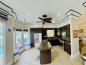 5363 SW 38th Ave, Hollywood FL 33312
