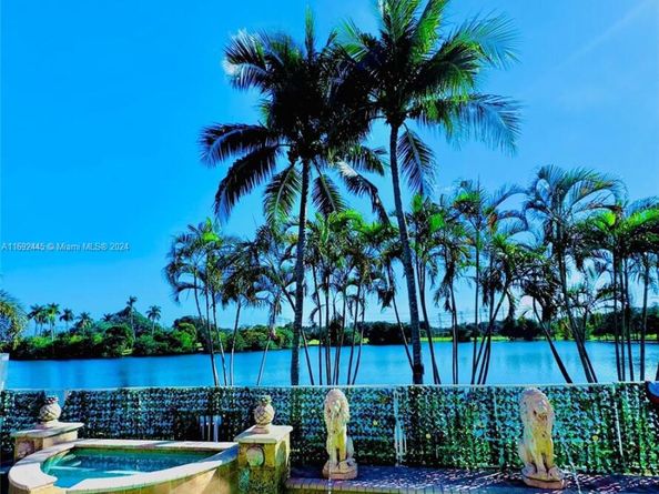5363 SW 38th Ave, Hollywood FL 33312