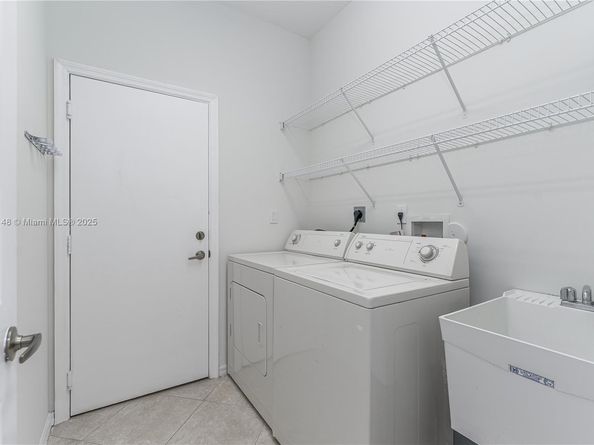 1894 NW 141st Ave, Pembroke Pines FL 33028