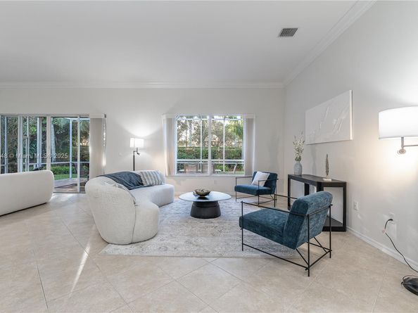 1894 NW 141st Ave, Pembroke Pines FL 33028