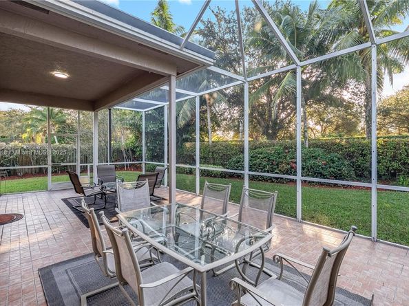 1894 NW 141st Ave, Pembroke Pines FL 33028