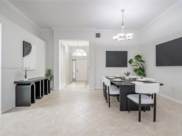 1894 NW 141st Ave, Pembroke Pines FL 33028