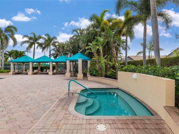 1894 NW 141st Ave, Pembroke Pines FL 33028
