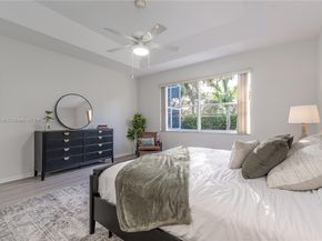 1894 NW 141st Ave, Pembroke Pines FL 33028