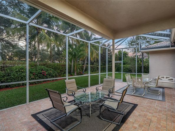 1894 NW 141st Ave, Pembroke Pines FL 33028