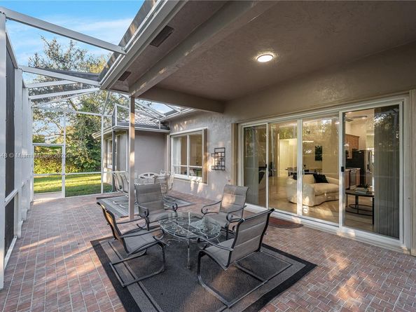 1894 NW 141st Ave, Pembroke Pines FL 33028