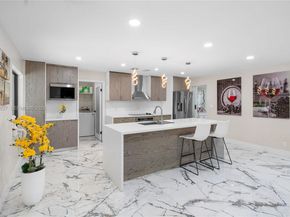 10446 SW 52nd St, Cooper City FL 33328