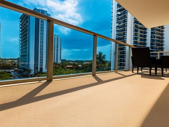 3731 N Country Club Dr 622, Aventura FL 33180