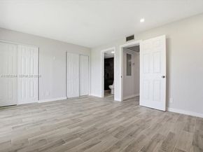 301 SW 135th Ave 108C, Pembroke Pines FL 33027