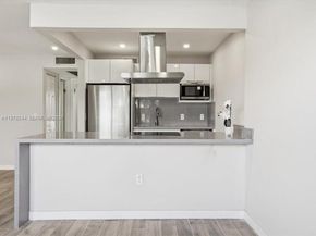 301 SW 135th Ave 108C, Pembroke Pines FL 33027