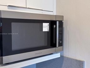 301 SW 135th Ave 108C, Pembroke Pines FL 33027