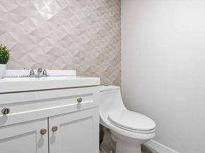 301 SW 135th Ave 108C, Pembroke Pines FL 33027