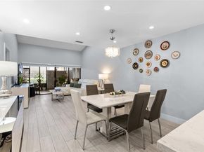 1064 NW 97th Ave 219, Pembroke Pines FL 33024