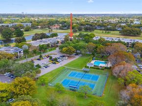 16175 Golf Club Rd 212, Weston FL 33326