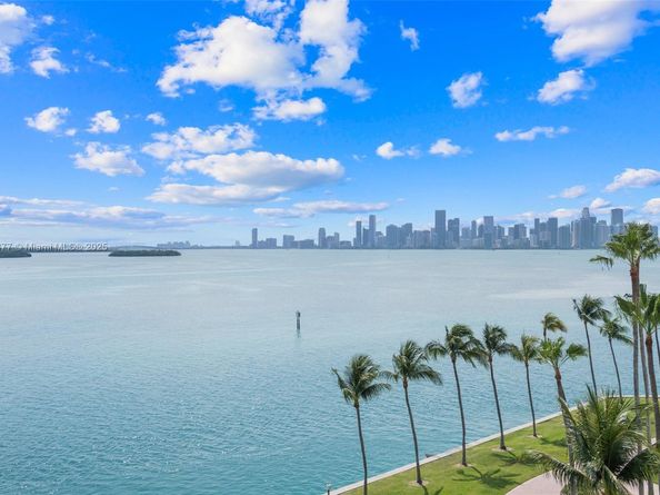 Undisclosed Address #A11783377, Fisher Island FL 33109