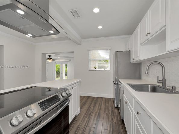 1480 SW 21st Ter, Fort Lauderdale FL 33312