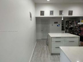 6620 Custer St, Hollywood FL 33024