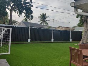 6620 Custer St, Hollywood FL 33024