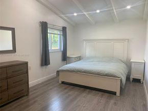 6620 Custer St, Hollywood FL 33024