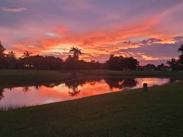 8449 NW 78th Ct, Tamarac FL 33321