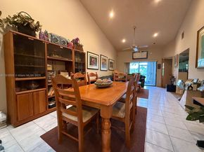 8449 NW 78th Ct, Tamarac FL 33321