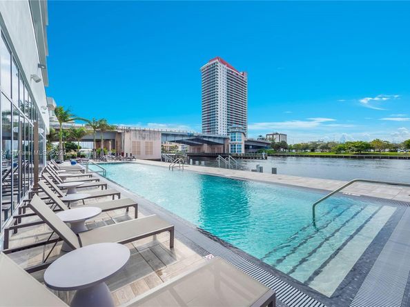 4010 S Ocean Dr R2804, Hollywood FL 33019