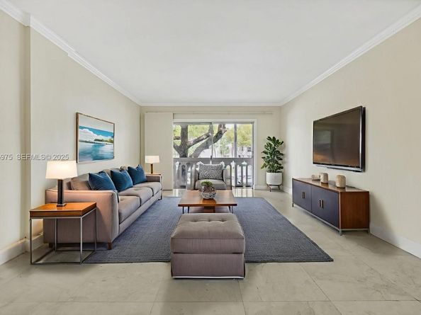 100 Edgewater Dr 240, Coral Gables FL 33133