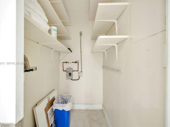 100 Edgewater Dr 240, Coral Gables FL 33133