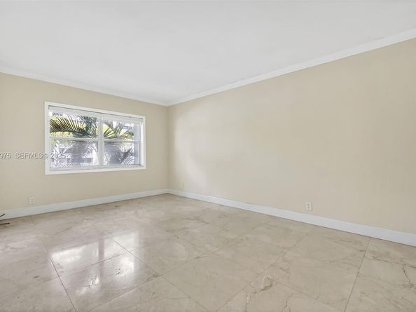 100 Edgewater Dr 240, Coral Gables FL 33133