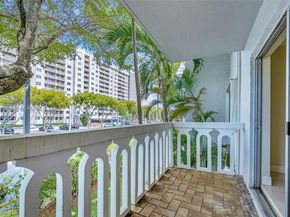 100 Edgewater Dr 240, Coral Gables FL 33133