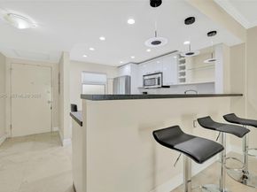 100 Edgewater Dr 240, Coral Gables FL 33133