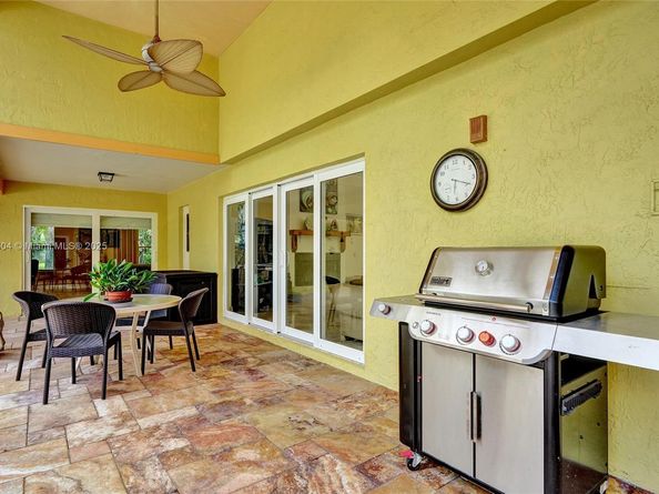 4955 NW 81st Ave, Coral Springs FL 33067