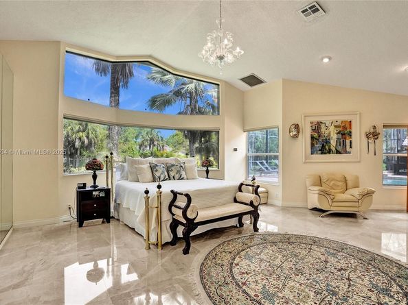 4955 NW 81st Ave, Coral Springs FL 33067