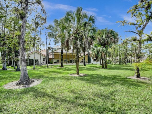 4955 NW 81st Ave, Coral Springs FL 33067