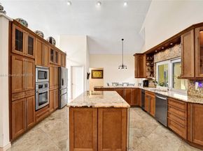 4955 NW 81st Ave, Coral Springs FL 33067