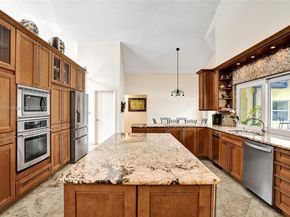 4955 NW 81st Ave, Coral Springs FL 33067