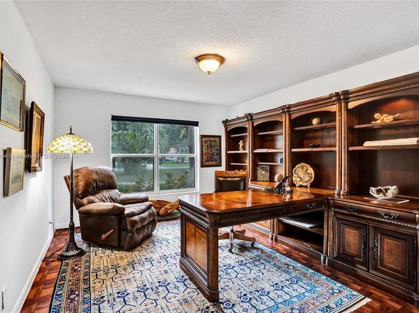 4955 NW 81st Ave, Coral Springs FL 33067