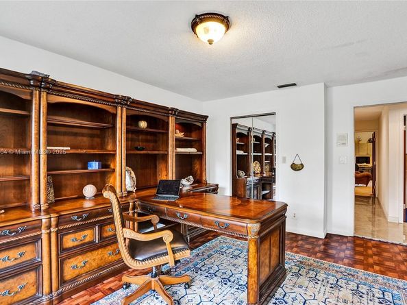 4955 NW 81st Ave, Coral Springs FL 33067