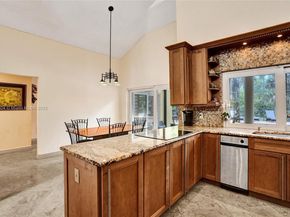 4955 NW 81st Ave, Coral Springs FL 33067