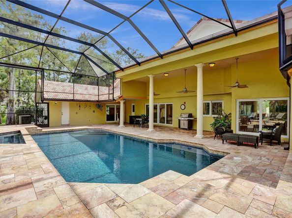 4955 NW 81st Ave, Coral Springs FL 33067