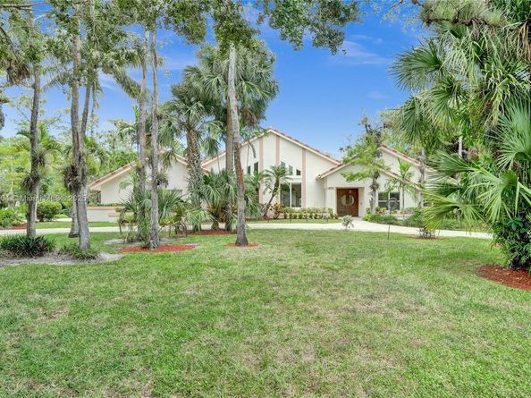 4955 NW 81st Ave, Coral Springs FL 33067